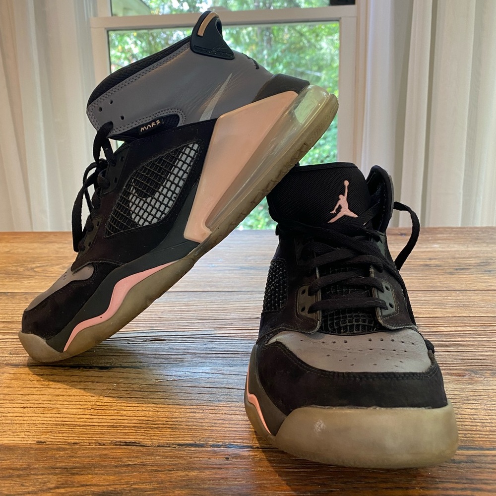 Jordan Mars 270